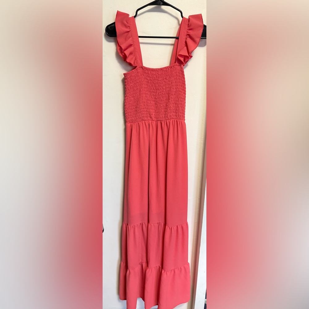 Chic Strapless Coral Dress